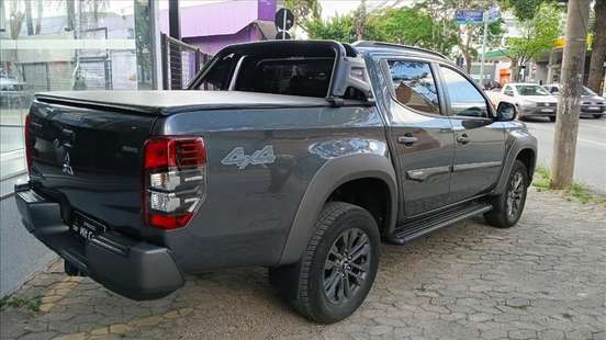 MITSUBISHI-L200 TRITON-2024