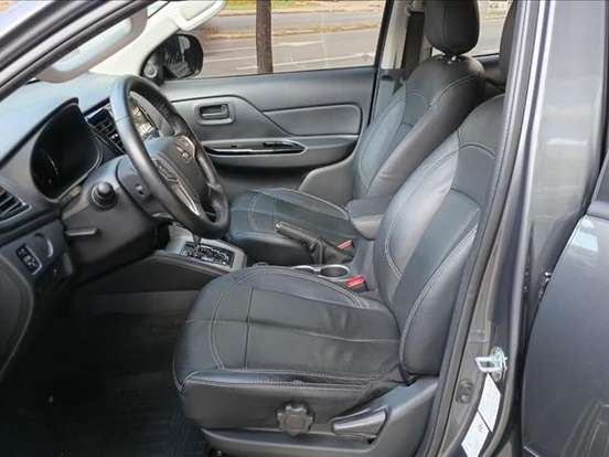 MITSUBISHI-L200 TRITON-2.4 16V TURBO DIESEL SPORT OUTDOOR GLS CD 4P 4X4 AUTOMÁTICO MITSUBISHI-L200 TRITON-2024