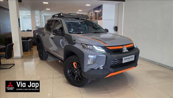 MITSUBISHI L200 TRITON 2.4 16V TURBO DIESEL SPORT SAVANA SERTÔES CD 4P 4X4 AUTOMÁTICO