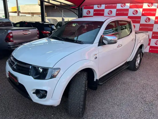 MITSUBISHI-L200 TRITON-3.2 HPE 4X4 CD 16V TURBO INTERCOOLER DIESEL 4P AUTOMÁTICO MITSUBISHI-L200 TRITON-2015