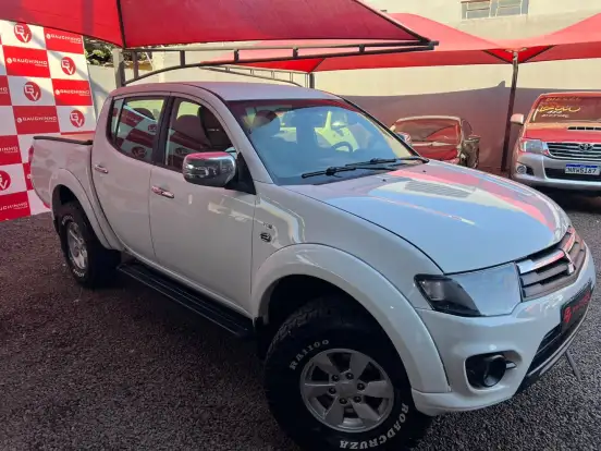 MITSUBISHI-L200 TRITON-3.2 HPE 4X4 CD 16V TURBO INTERCOOLER DIESEL 4P AUTOMÁTICO MITSUBISHI-L200 TRITON-2015