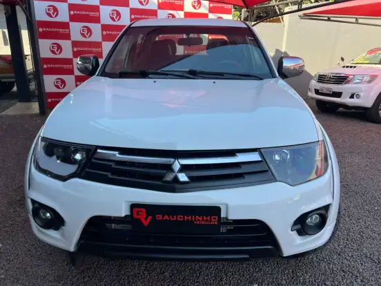 MITSUBISHI-L200 TRITON-3.2 HPE 4X4 CD 16V TURBO INTERCOOLER DIESEL 4P AUTOMÁTICO MITSUBISHI-L200 TRITON-2015