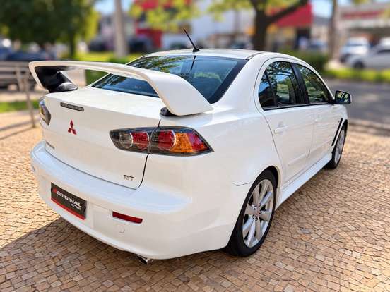 MITSUBISHI-LANCER-2012