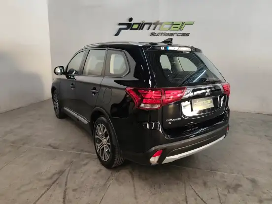 MITSUBISHI-OUTLANDER-2.0 16V GASOLINA 4P AUTOMÁTICO MITSUBISHI-OUTLANDER-2016