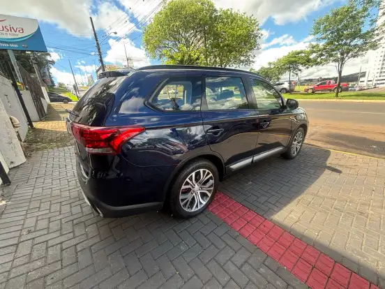 MITSUBISHI-OUTLANDER-2.0 16V GASOLINA 4P AUTOMÁTICO MITSUBISHI-OUTLANDER-2016