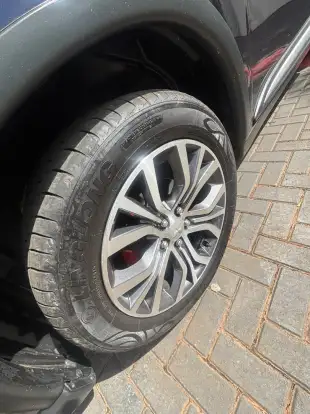 MITSUBISHI-OUTLANDER-2016