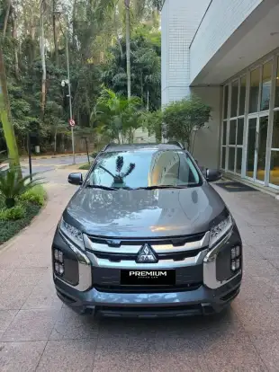 MITSUBISHI-OUTLANDER-2.0 MIVEC GASOLINA HPE AUTOMÁTICO MITSUBISHI-OUTLANDER-2020