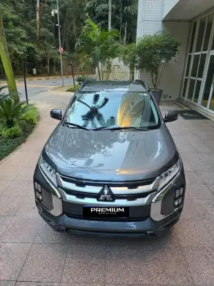 MITSUBISHI-OUTLANDER-2.0 MIVEC GASOLINA HPE AUTOMÁTICO MITSUBISHI-OUTLANDER-2020