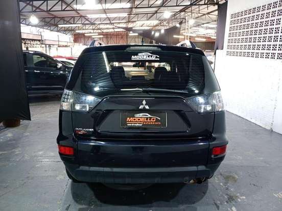 MITSUBISHI-OUTLANDER-2.0 16V GASOLINA 4P AUTOMÁTICO MITSUBISHI-OUTLANDER-2011