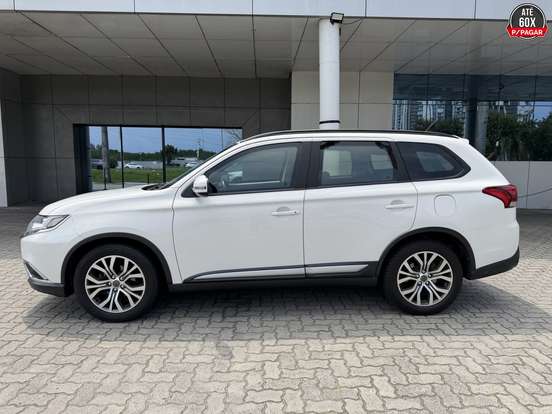 MITSUBISHI-OUTLANDER-2.0 16V GASOLINA 4P AUTOMÁTICO MITSUBISHI-OUTLANDER-2015