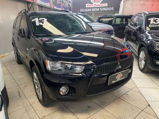 MITSUBISHI-OUTLANDER-2012