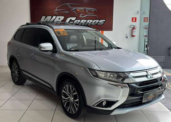 MITSUBISHI-OUTLANDER-2016