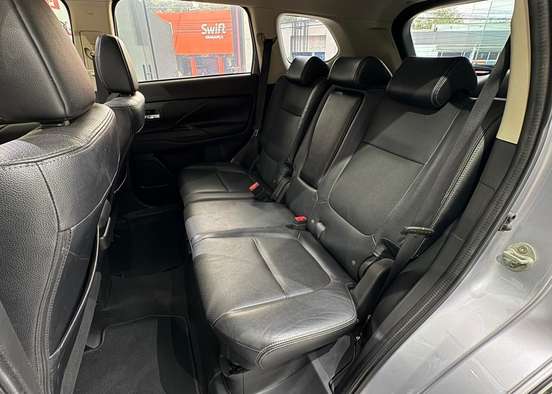 MITSUBISHI-OUTLANDER-2.0 16V GASOLINA 4P AUTOMÁTICO MITSUBISHI-OUTLANDER-2016
