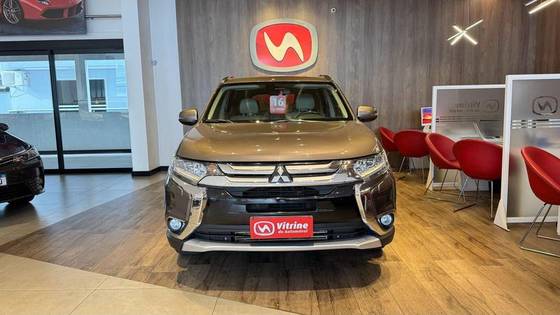MITSUBISHI OUTLANDER 2.2 4X4 16V DIESEL 4P AUTOMÁTICO