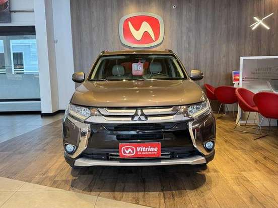 MITSUBISHI-OUTLANDER-2.2 4X4 16V DIESEL 4P AUTOMÁTICO MITSUBISHI-OUTLANDER-2016