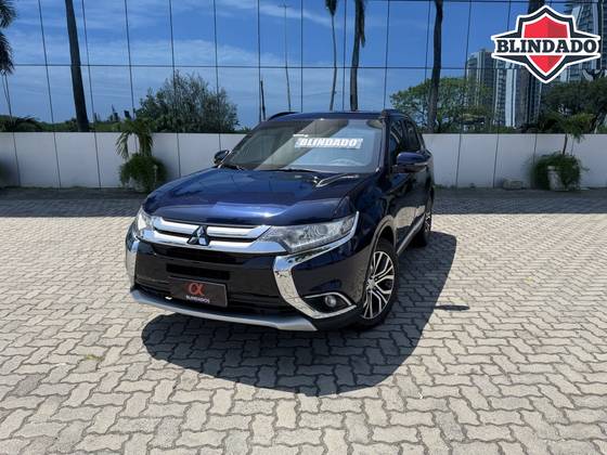 MITSUBISHI OUTLANDER 3.0 GT 4X4 V6 24V GASOLINA 4P AUTOMÁTICO
