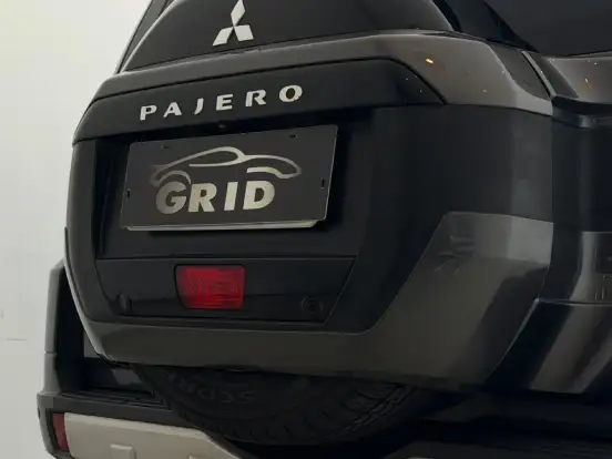 MITSUBISHI-PAJERO-3.2 HPE 4X4 7 LUGARES 16V TURBO INTERCOOLER DIESEL 4P AUTOMÁTICO MITSUBISHI-PAJERO-2015