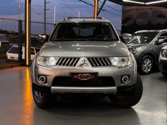 MITSUBISHI-PAJERO DAKAR-3.5 HPE 7 LUGARES 4X4 V6 24V FLEX 4P AUTOMÁTICO MITSUBISHI-PAJERO DAKAR-2011