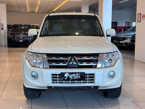 MITSUBISHI-PAJERO FULL-3.2 HPE 4X4 16V TURBO INTERCOOLER DIESEL 2P AUTOMÁTICO MITSUBISHI-PAJERO FULL-2014