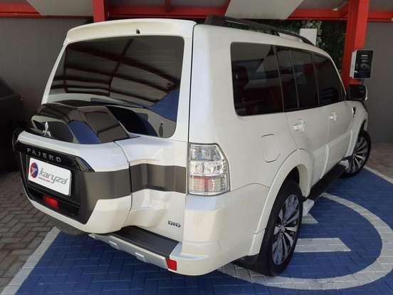 MITSUBISHI-PAJERO FULL-3.2 HPE 4X4 16V TURBO INTERCOOLER DIESEL 2P AUTOMÁTICO MITSUBISHI-PAJERO FULL-2018