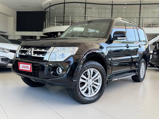 MITSUBISHI PAJERO FULL 3.2 HPE 4X4 16V TURBO INTERCOOLER DIESEL 4P AUTOMÁTICO