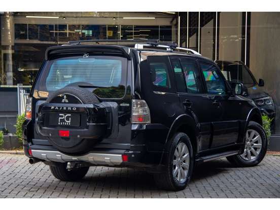 MITSUBISHI-PAJERO FULL-3.8 HPE 4X4 V6 24V GASOLINA 4P AUTOMÁTICO MITSUBISHI-PAJERO FULL-2011