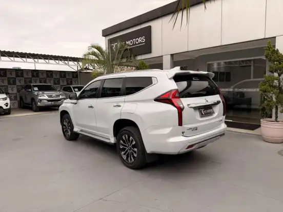 MITSUBISHI-PAJERO SPORT-2.4 16V MIVEC TURBO DIESEL HPE-S AWD AUTOMÁTICO MITSUBISHI-PAJERO SPORT-2022