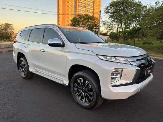 MITSUBISHI-PAJERO SPORT-2024