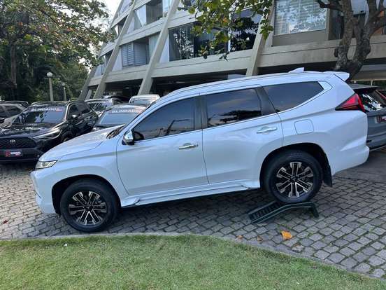 MITSUBISHI-PAJERO SPORT-2.4 16V MIVEC TURBO DIESEL HPE AWD AUTOMÁTICO MITSUBISHI-PAJERO SPORT-2020