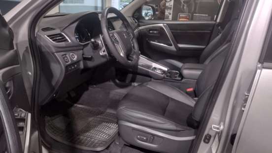 MITSUBISHI-PAJERO SPORT-2020