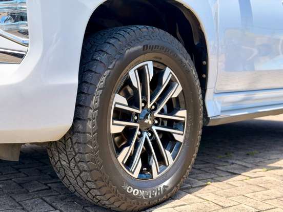 MITSUBISHI-PAJERO SPORT-2022