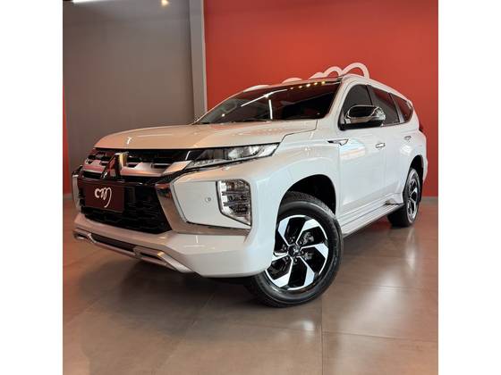 MITSUBISHI PAJERO SPORT 2.4 16V MIVEC TURBO DIESEL HPE-S AWD AUTOMÁTICO