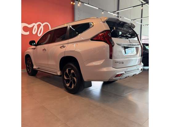 MITSUBISHI-PAJERO SPORT-2024