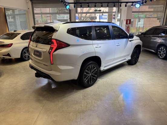 MITSUBISHI-PAJERO SPORT-2023