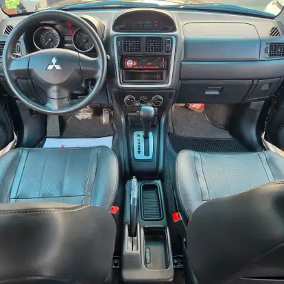 MITSUBISHI-PAJERO TR4-2013