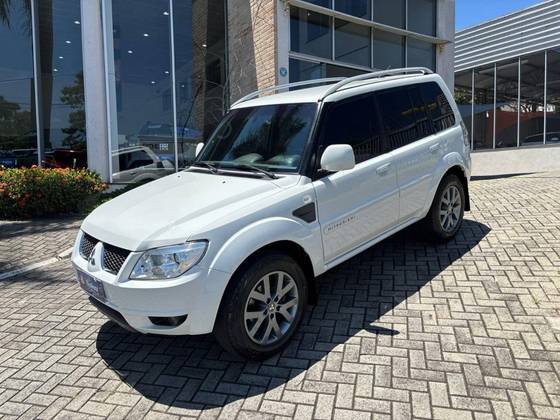 MITSUBISHI PAJERO TR4 2.0 4X2 16V 140CV FLEX 4P AUTOMÁTICO