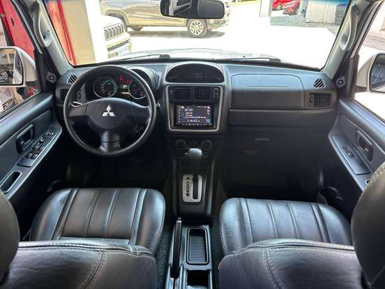 MITSUBISHI-PAJERO TR4-2014