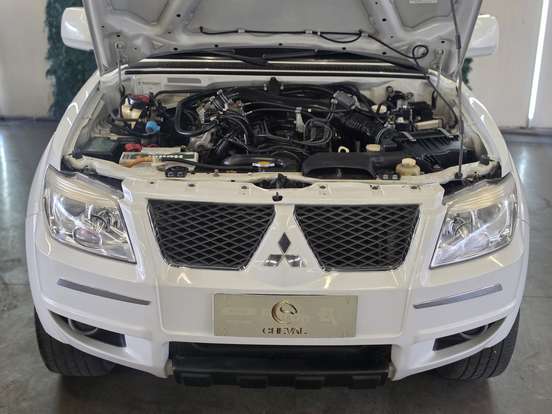 MITSUBISHI-PAJERO TR4-2.0 4X2 16V 140CV FLEX 4P AUTOMÁTICO MITSUBISHI-PAJERO TR4-2014