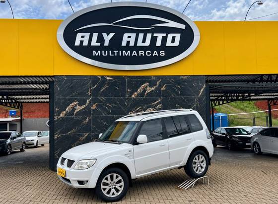 MITSUBISHI PAJERO TR4 2.0 4X2 16V 140CV FLEX 4P MANUAL
