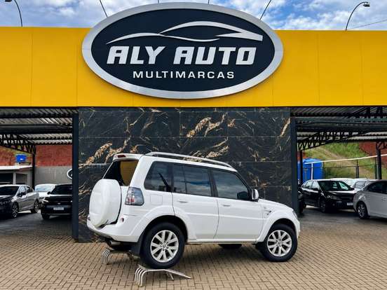 MITSUBISHI-PAJERO TR4-2.0 4X2 16V 140CV FLEX 4P MANUAL MITSUBISHI-PAJERO TR4-2012
