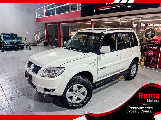 MITSUBISHI-PAJERO TR4-2010