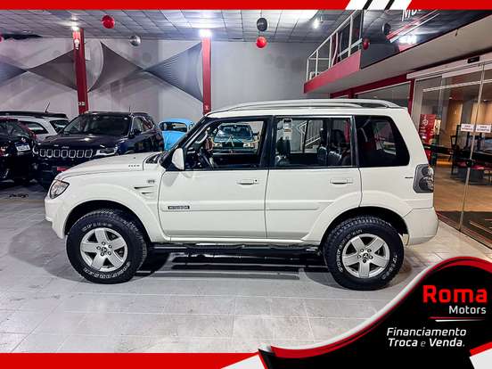 MITSUBISHI-PAJERO TR4-2.0 4X4 16V 140CV FLEX 4P AUTOMÁTICO MITSUBISHI-PAJERO TR4-2010