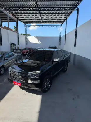 MITSUBISHI-TRITON-2025