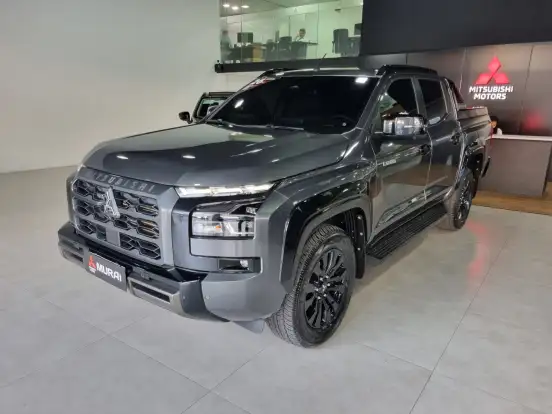 MITSUBISHI-TRITON-2025