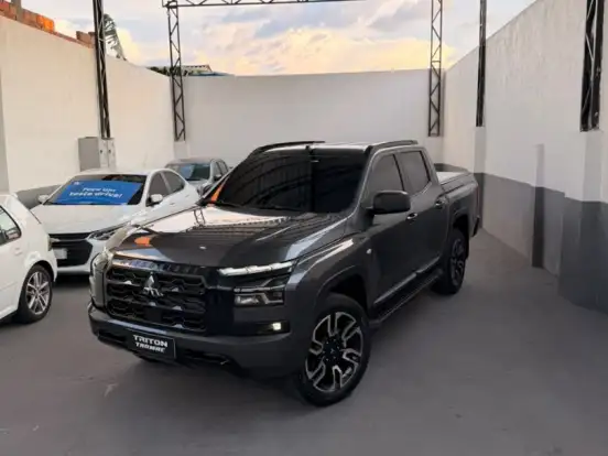 MITSUBISHI-TRITON-2.4 BITURBO DIESEL CD TARMAC 4X2 AUTOMÁTICO MITSUBISHI-TRITON-2027