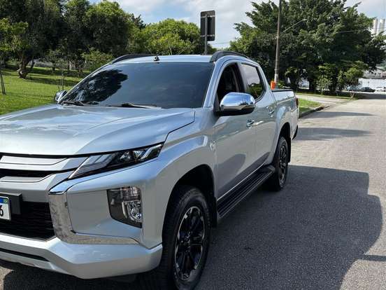 MITSUBISHI-L200 TRITON-2.4 16V TURBO DIESEL SPORT HPE CD 4P 4X4 AUTOMÁTICO MITSUBISHI-L200 TRITON-2023