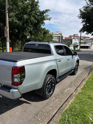 MITSUBISHI-L200 TRITON-2023
