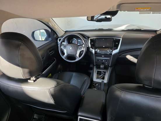 MITSUBISHI-L200 TRITON-2.4 16V TURBO DIESEL SPORT HPE-S CD 4P 4X4 AUTOMÁTICO MITSUBISHI-L200 TRITON-2023