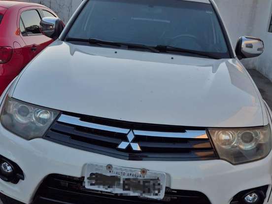 MITSUBISHI-L200 TRITON-3.2 HPE 4X4 CD 16V TURBO INTERCOOLER DIESEL 4P AUTOMÁTICO MITSUBISHI-L200 TRITON-2014