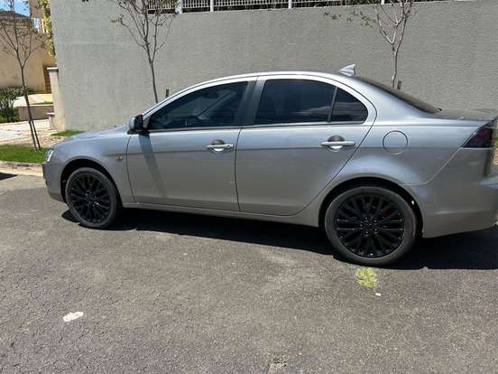 MITSUBISHI-LANCER-2.0 HL-T 16V GASOLINA 4P AUTOMÁTICO MITSUBISHI-LANCER-2019